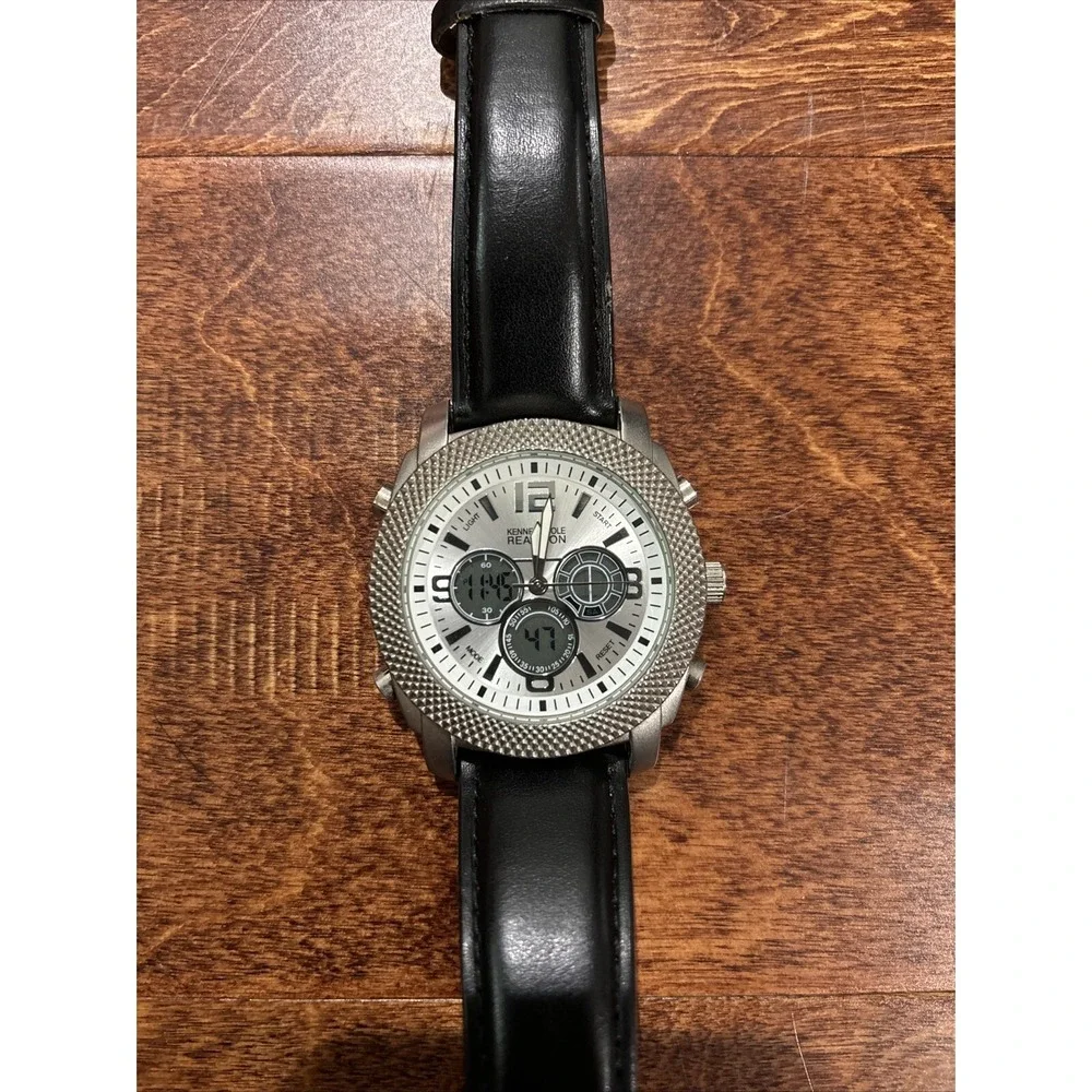 Kenneth Cole working watch